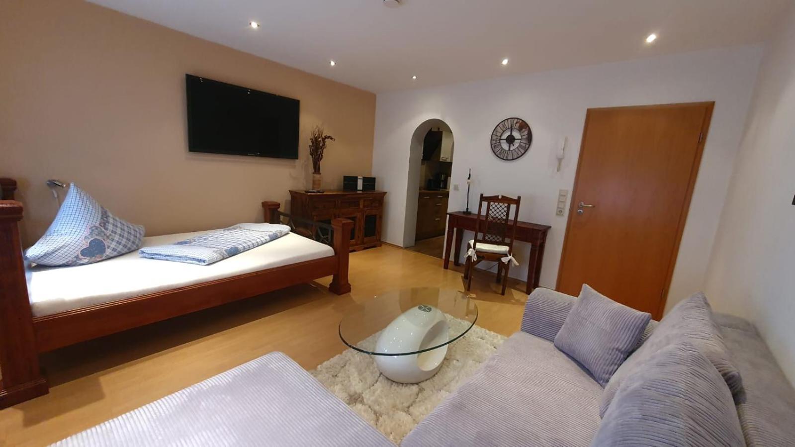 Pension Appartementhaus Central Нордхаузен Екстериор снимка